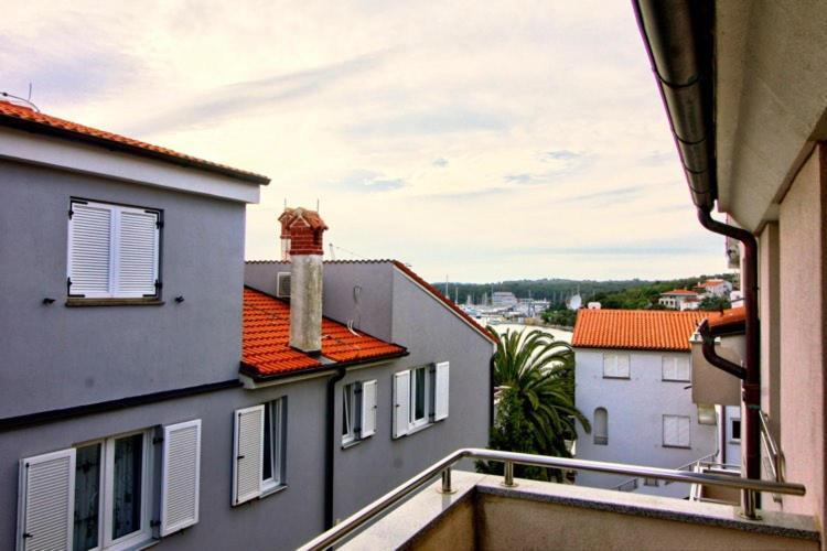 Apartman Maja Pjescana ペシュチャーナ・ウヴァラ エクステリア 写真